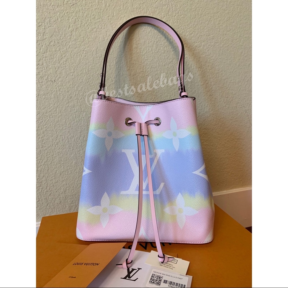 ❌SOLD❌ New 2020 AUTHENTIC Neonoe Escale Pastel Bag